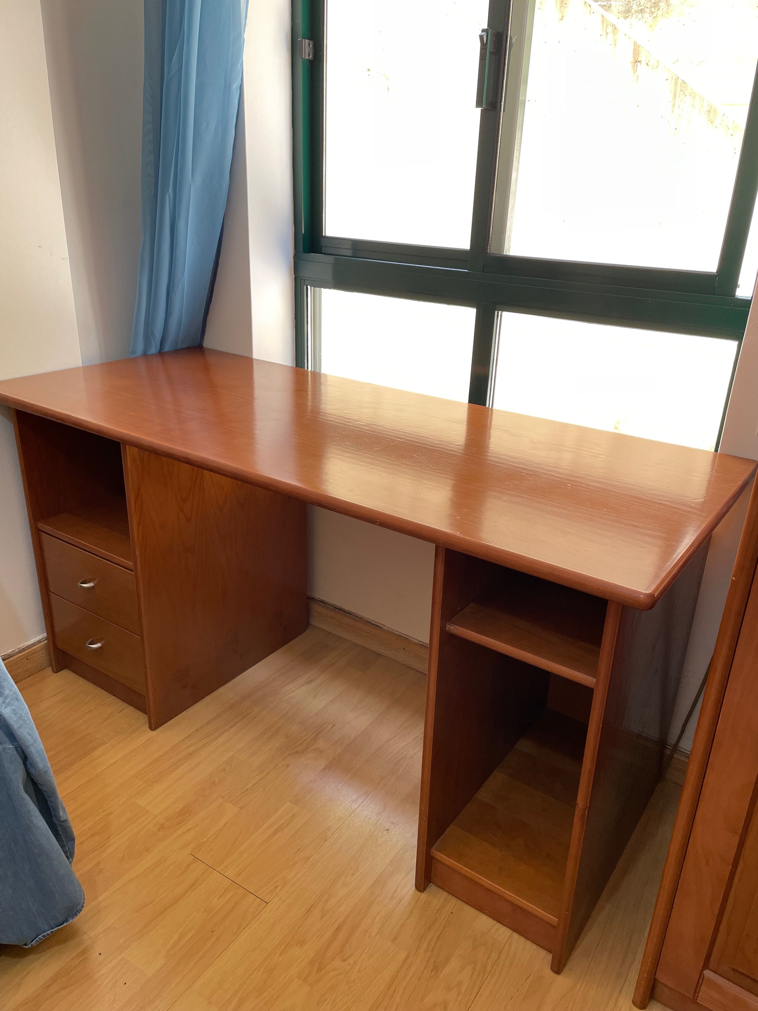 Conjunto mobília de quarto em cerejeira