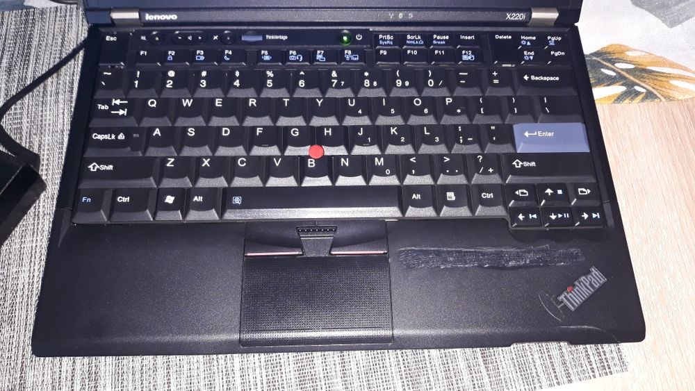 Laptop x220i Lenovo kamera Thinkpad 4GB RAM SSD dysk Kingston kompute