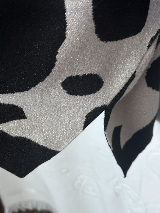 Светер трикотаж оверсайз