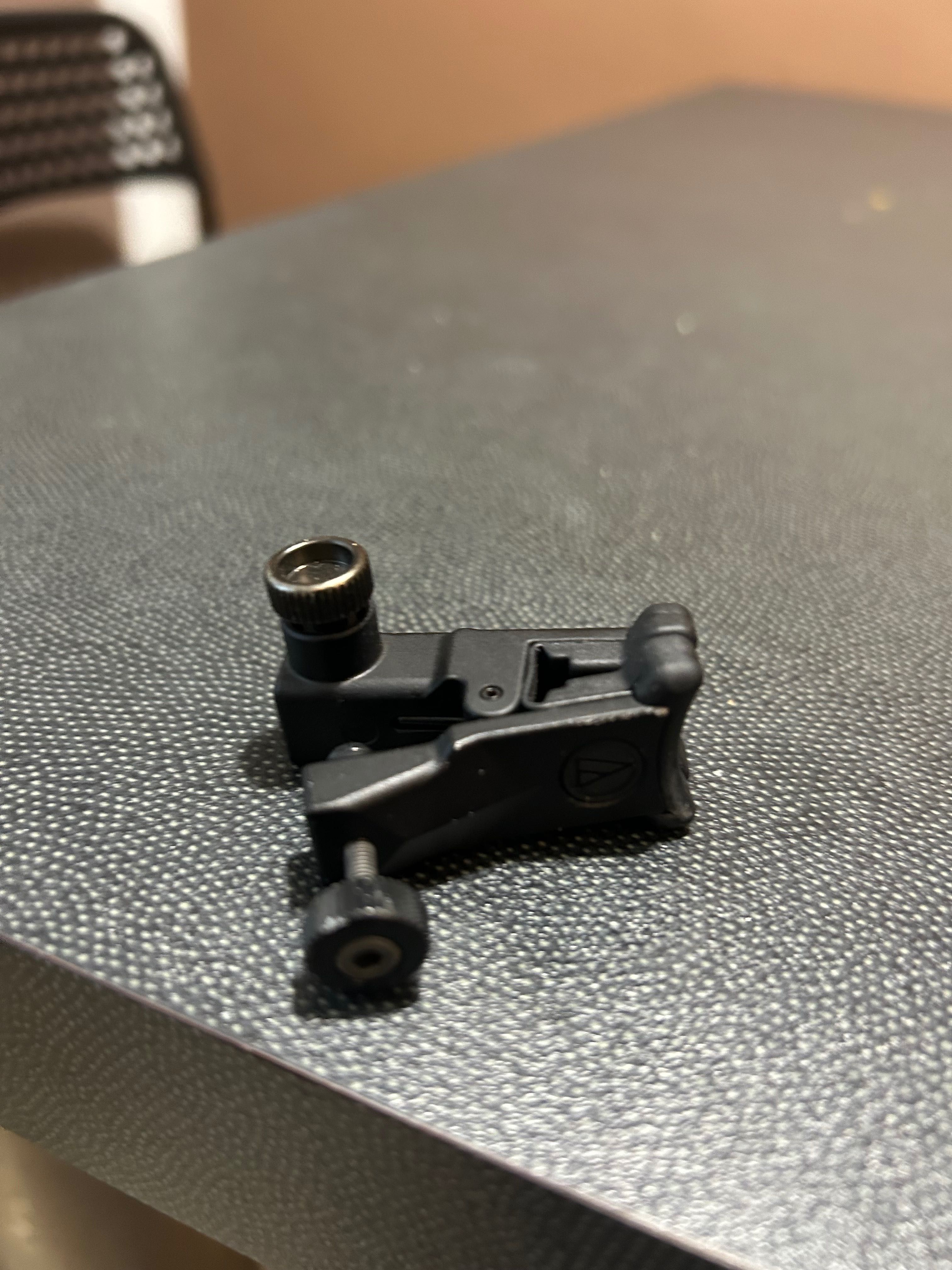 Uchwyt klips Audio-Technica – do mikrofonu
