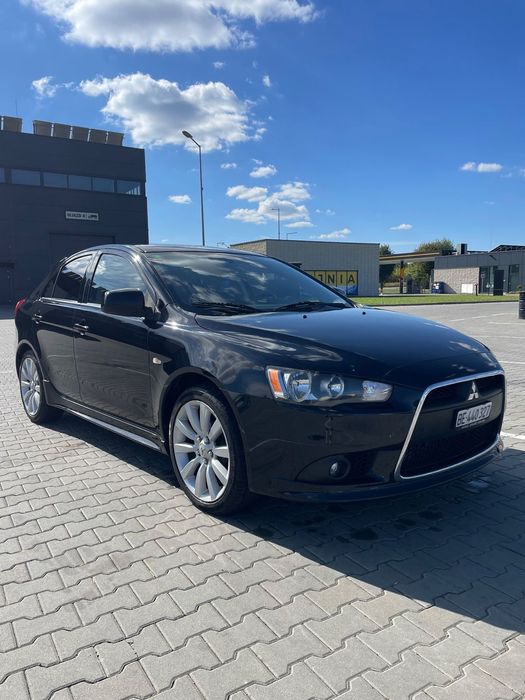 Mitsubishi Lancer Mitshubishi Lancer 2.0 DID 140