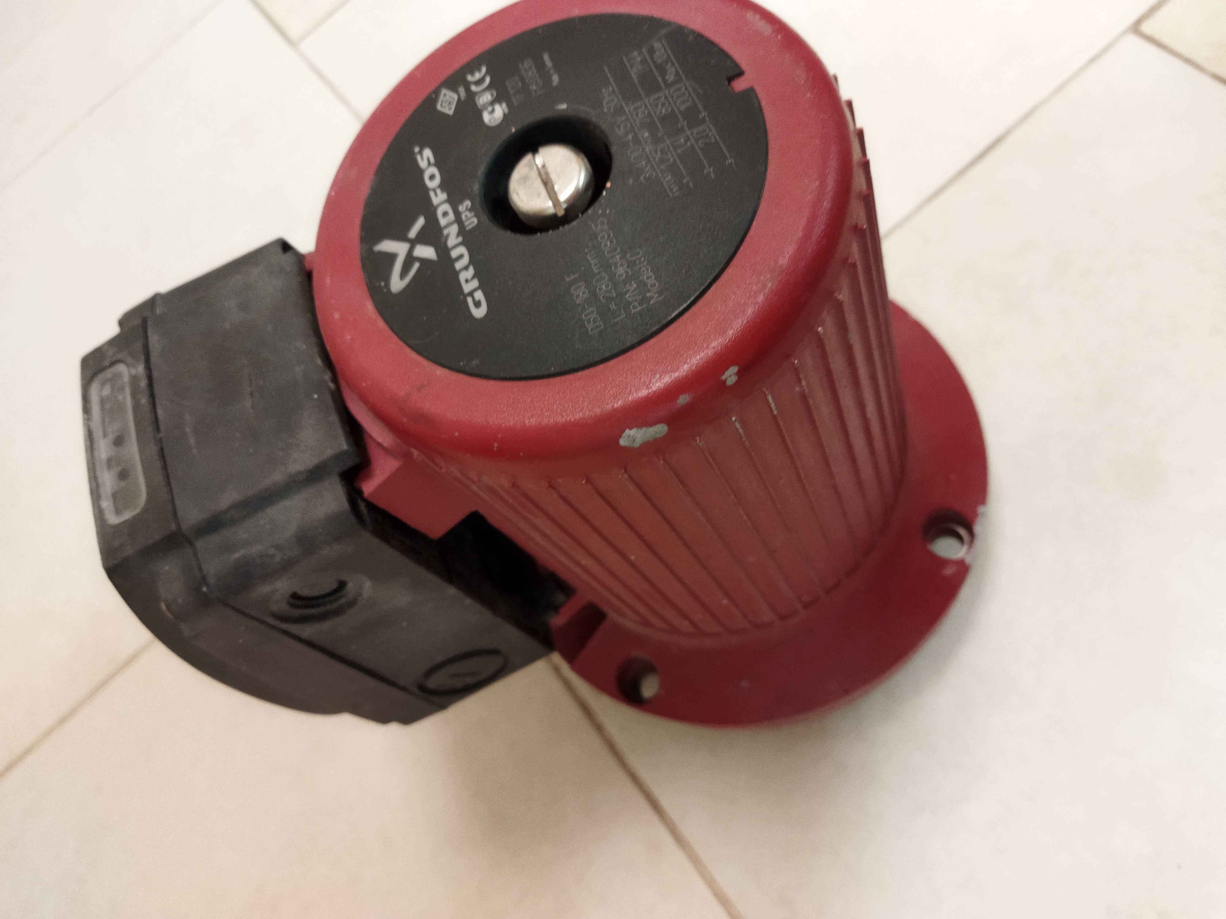 Продам статор на насос Grundfos UPS 50-180 F
