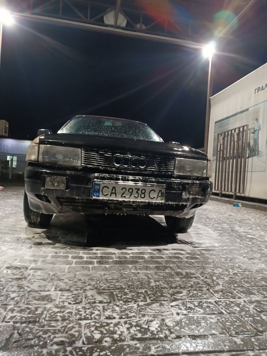 Продам  ауди 80 на ходу можливий обмин