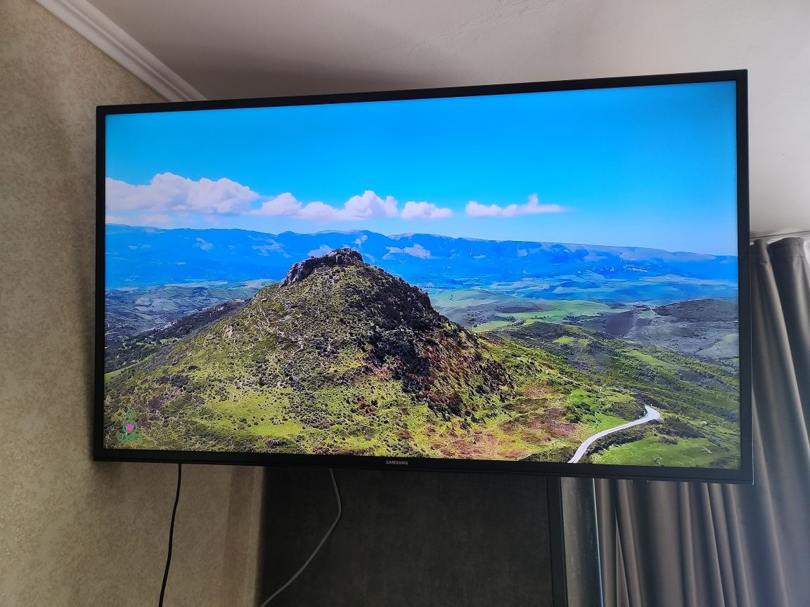Телевізор Samsung UE40MU6100.4к