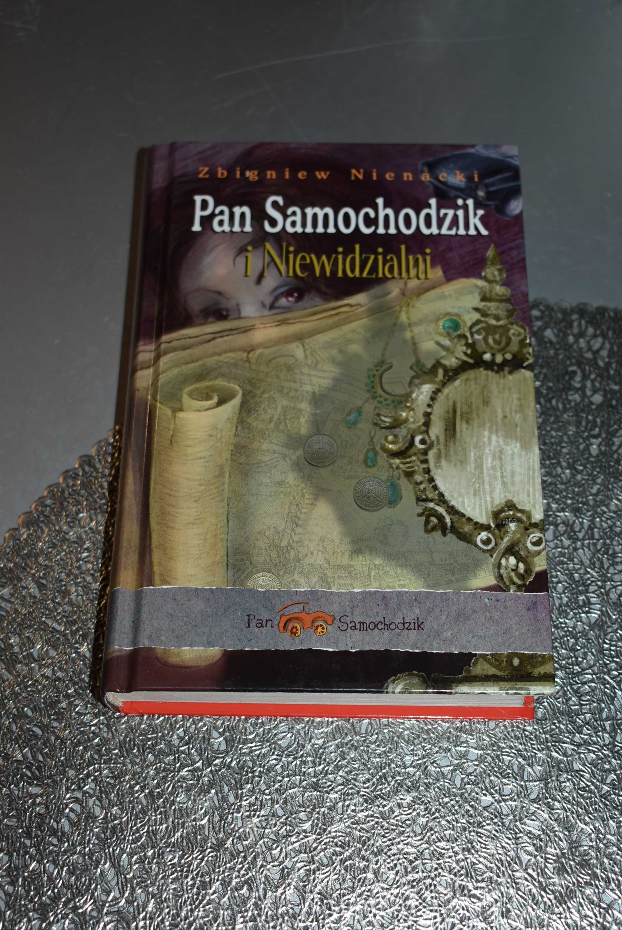 Pan Samochodzik i niewidzialni Zbigniew Nienacki