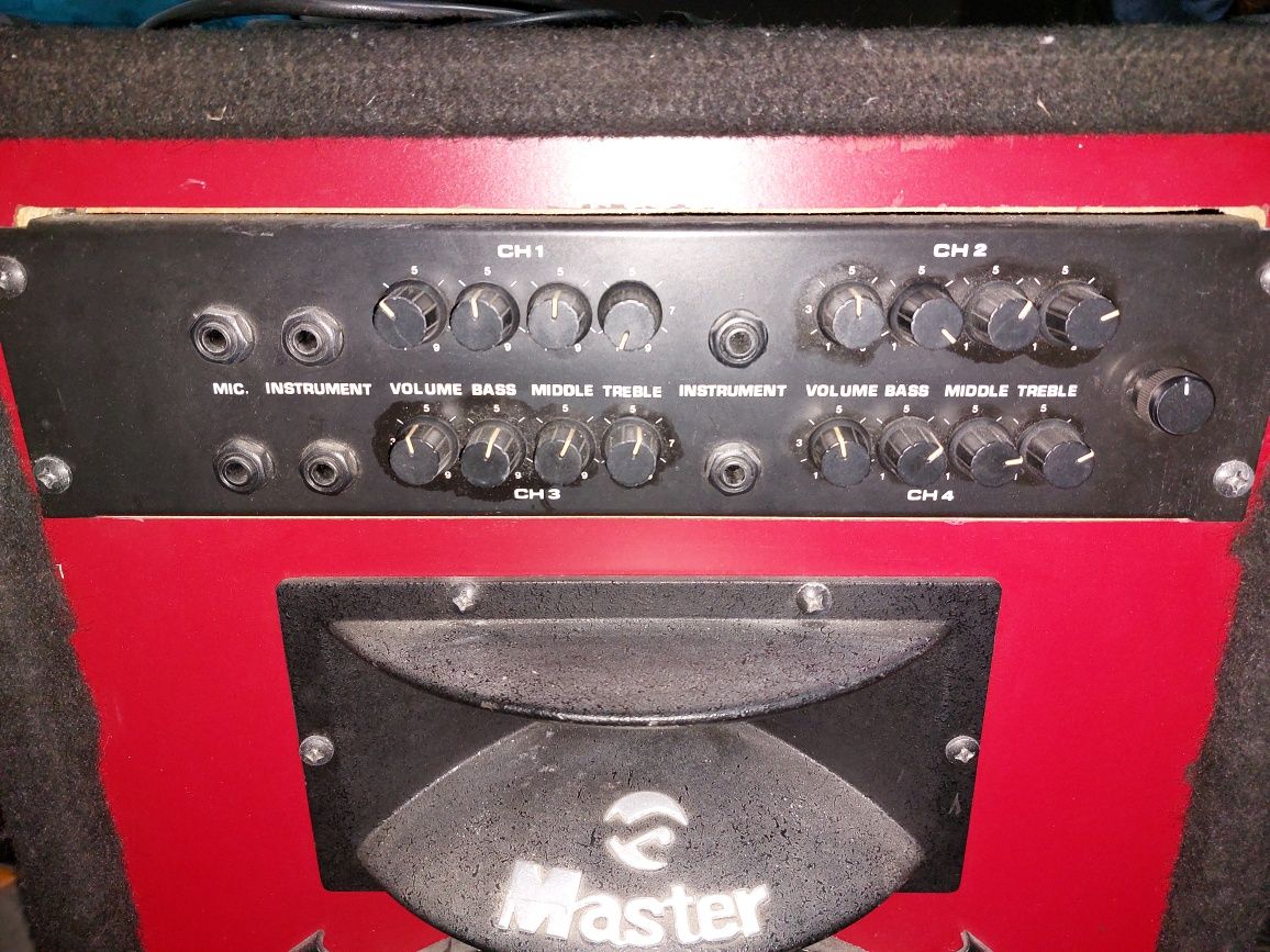 Coluna de som Master para 4 instrumentos e 2 micros