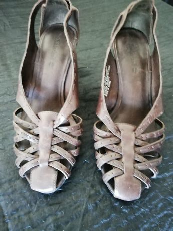 Sandálias de mulher Timberland e Sisley Como Novas nº 37