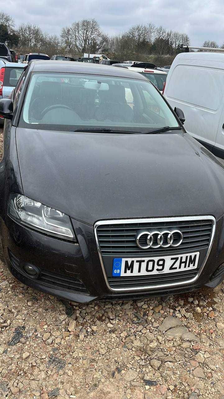 Audi a3 8p s-line zderzak LZ7L przedni PRZÓD LIFT 2009r oryginalny