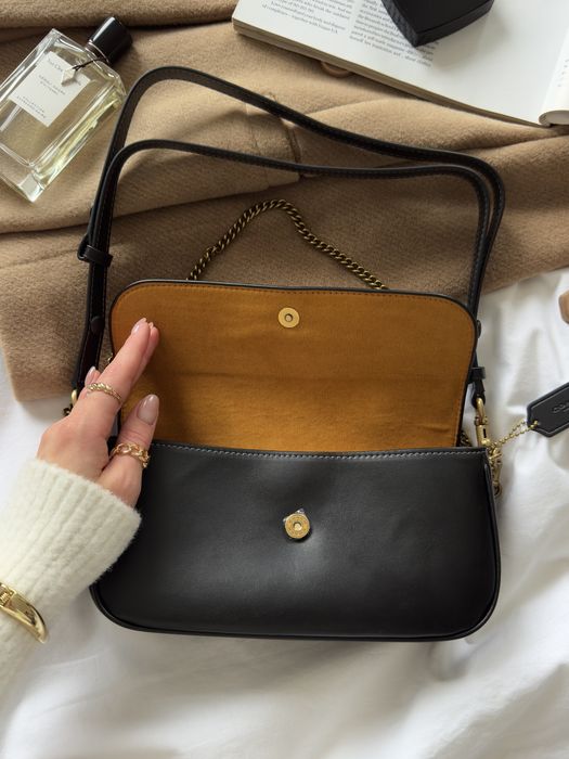 Сумка Coach Brook Flap Chain Black\Gold чорна