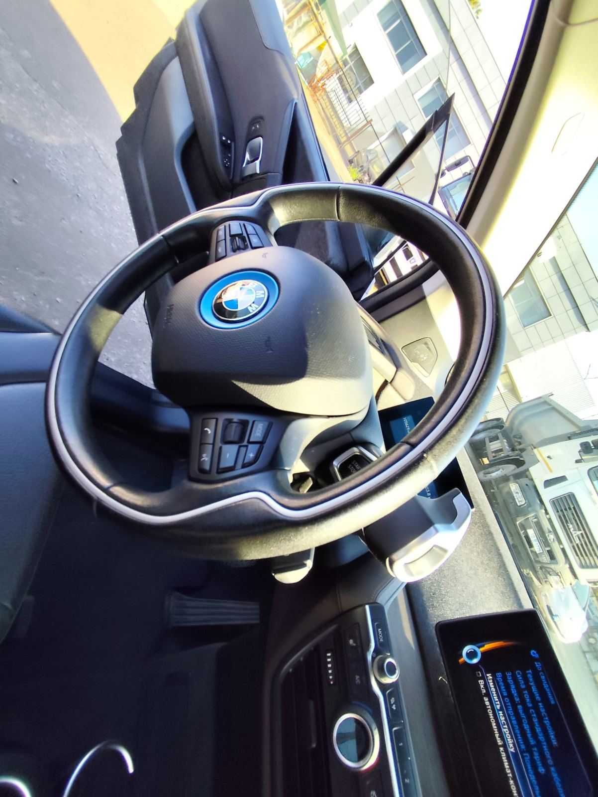 BMW i3 94  ТОП HARMON Kardon +шкіра+панорама 33,2квт до 300 км