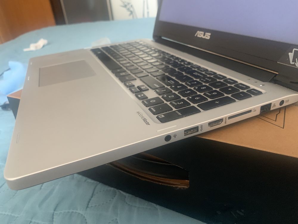 Ноутбук ASUS TP500L