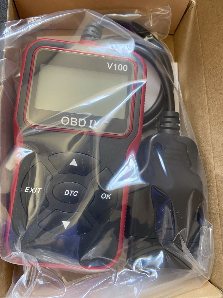 V100 OBD2 czytnik kodów EOBD OBD 2 skaner polski język