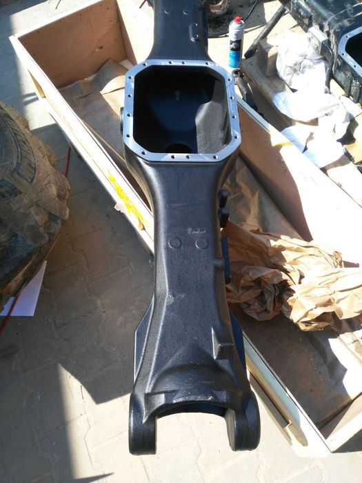 JCB 542-70,541-70,531-70 Nośnik teleskopowy  obudowa mostu tył pochwa