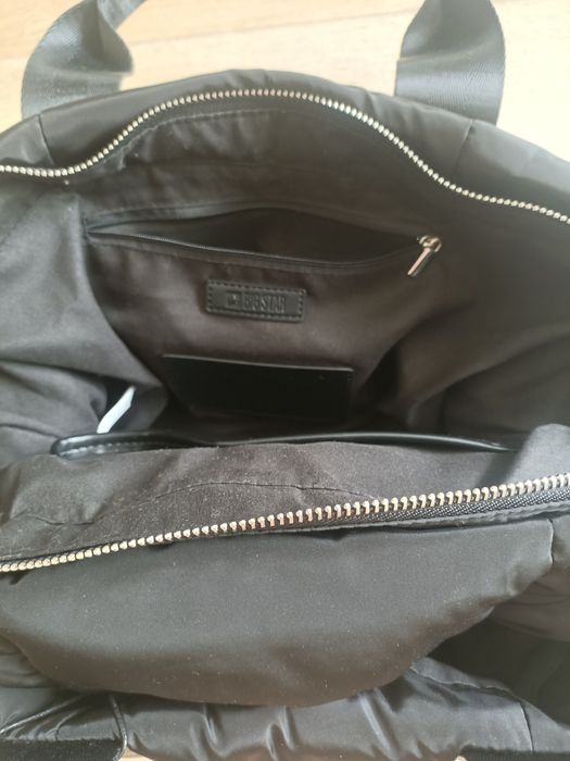 Piękna torebka torba nowa Big Star do ręki Puchowa Czarna