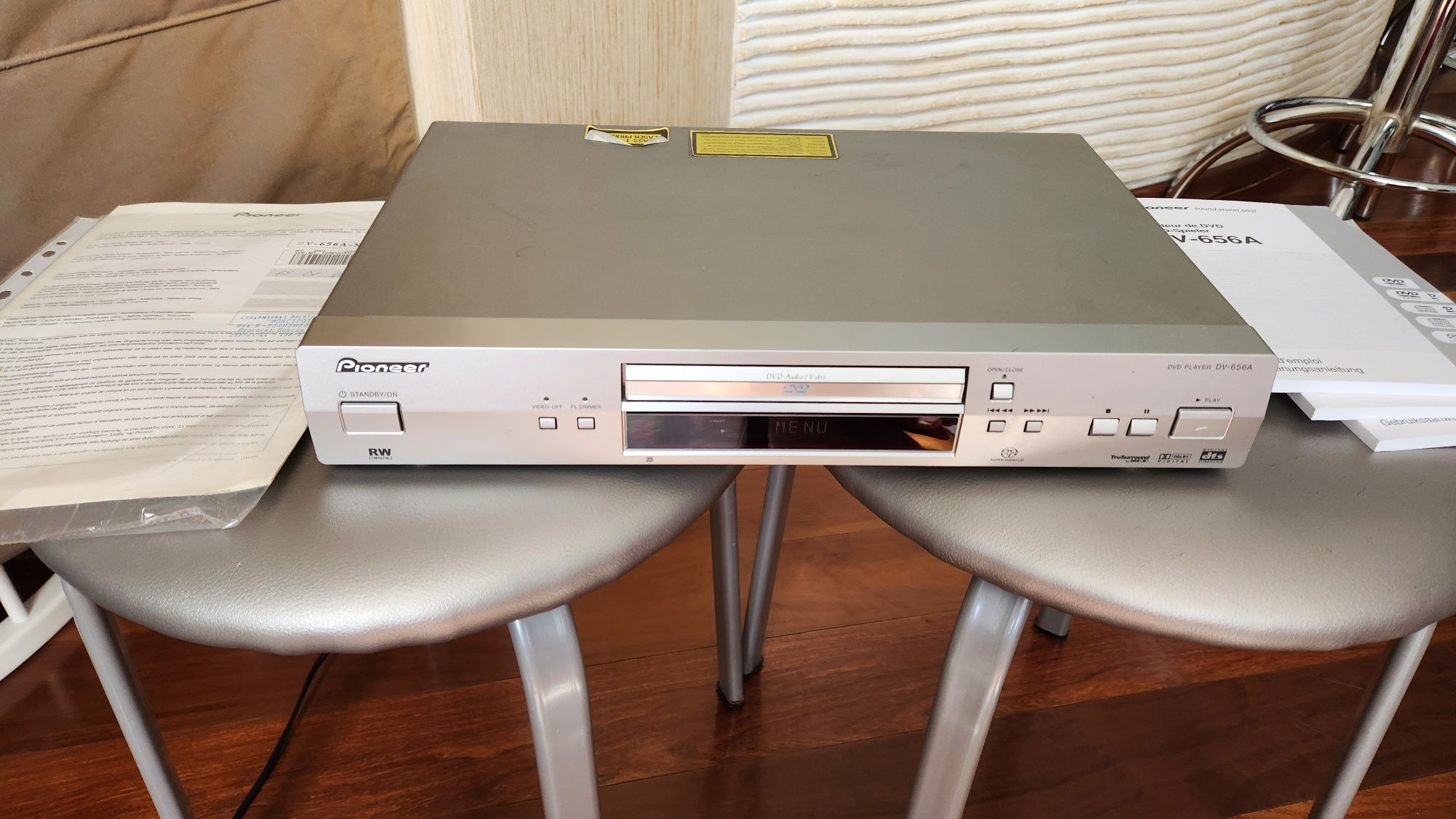 Pioneer CD програвач