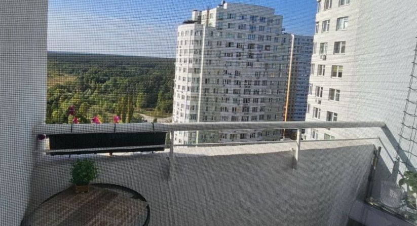 Балконні металеві перила(довжина 3 метра 10см) ідеальний стан
