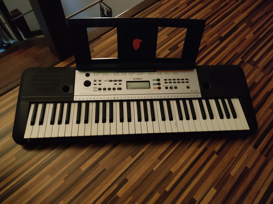 Keyboard  Yamaha