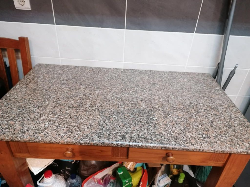 Vendo Mesa de cozinha