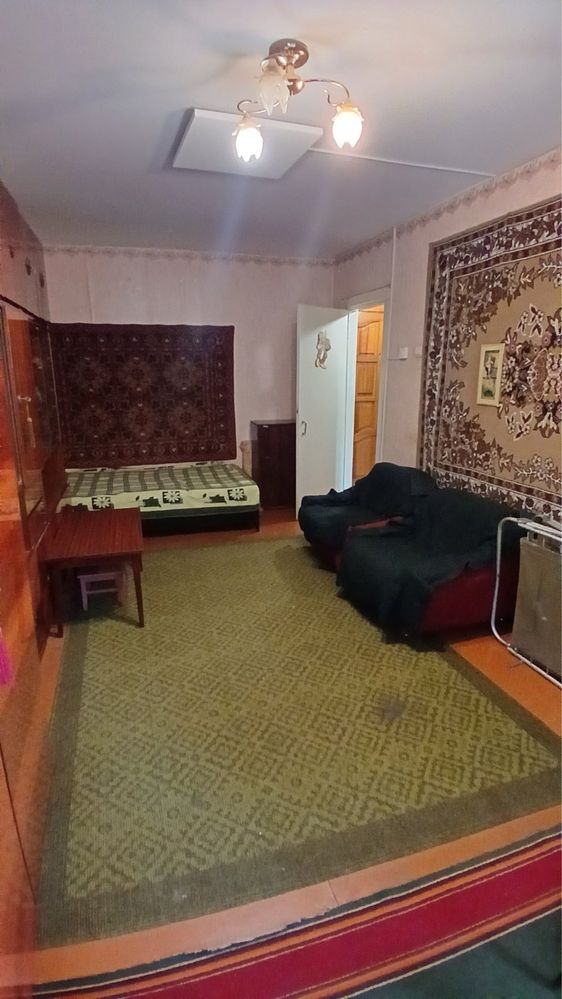 Район Обл.Лікарня ( Дендропарк ).Продаж 1-ї квартири.