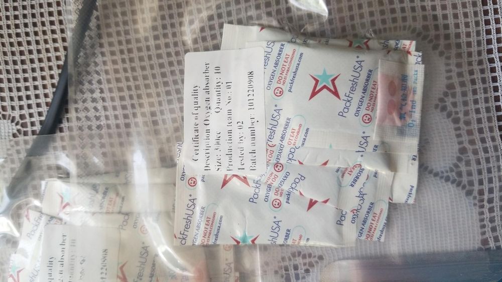 Вакуумний пакувальник (вакууматор) P-290A чорний