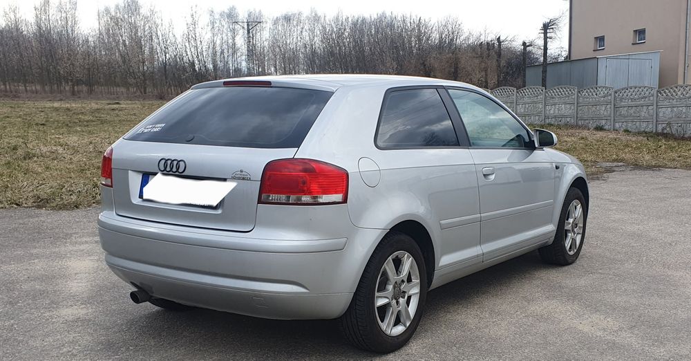 Audi A3 1.6 MPI, klimatronic, ZAREJESTROWANA bezwypadkowy