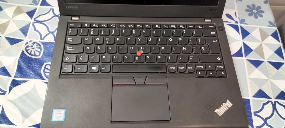 Portatil Lenovo X260 Intel Core i5-6200U 2.3/2.4 GHz (22)