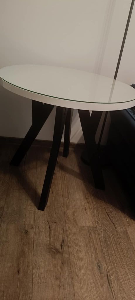 Stół kuchenny okrągły