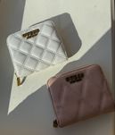 гаманець від guess