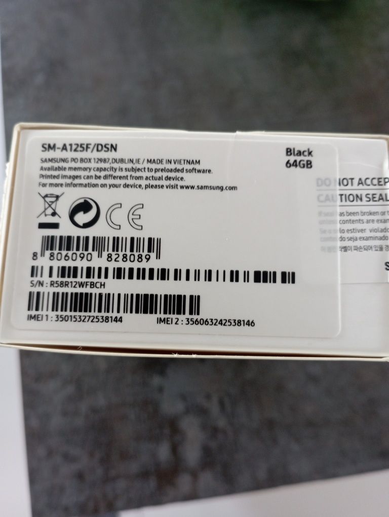 Samsung A 12 uszkodzony