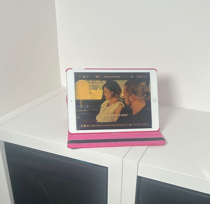 iPad 8 - 32GB - 10.2" com garantia