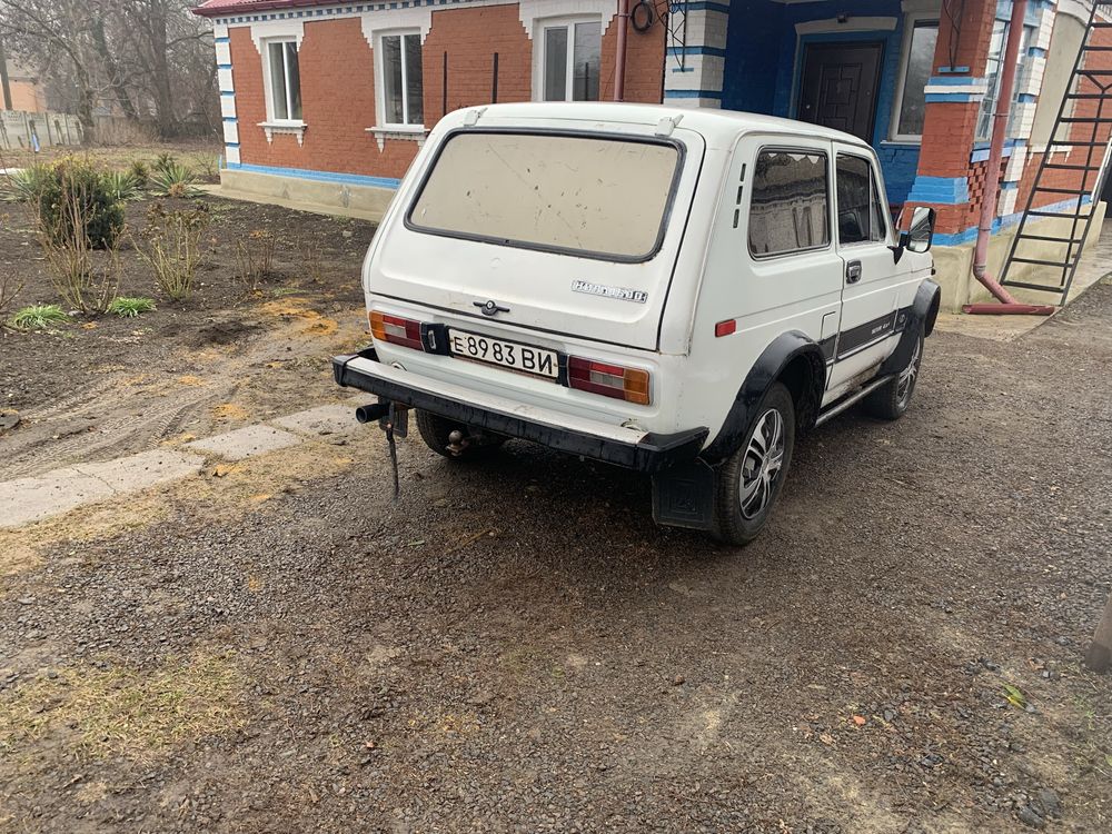Продам ваз 2121 в коасному стані