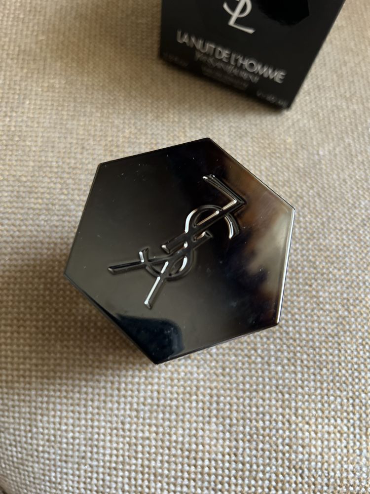 Yves saint laurent la nuit de l’homme. Оригінал