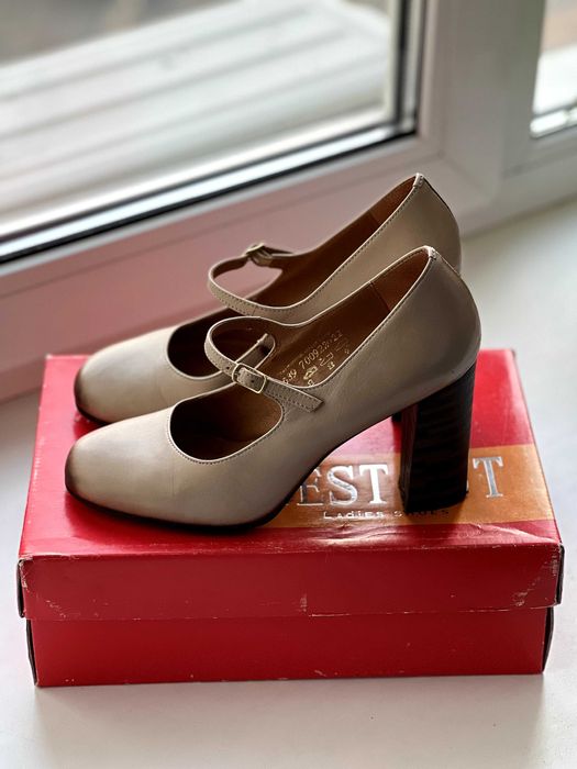 Шкіряні туфлі, розмір 39