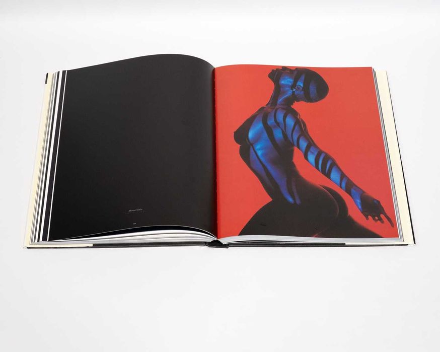 Книга эротической фотографии лучших фотографов мира Graphis Nudes V.3