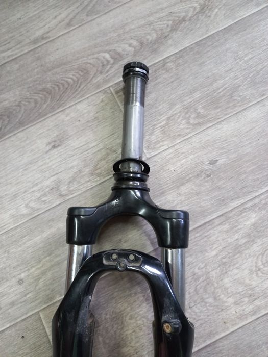 Продаю вилку для велосипеда в хорошому стані