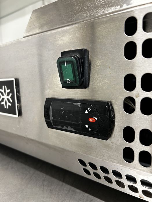 Witryna chłodnicza arktic hendi stan nieuzywany