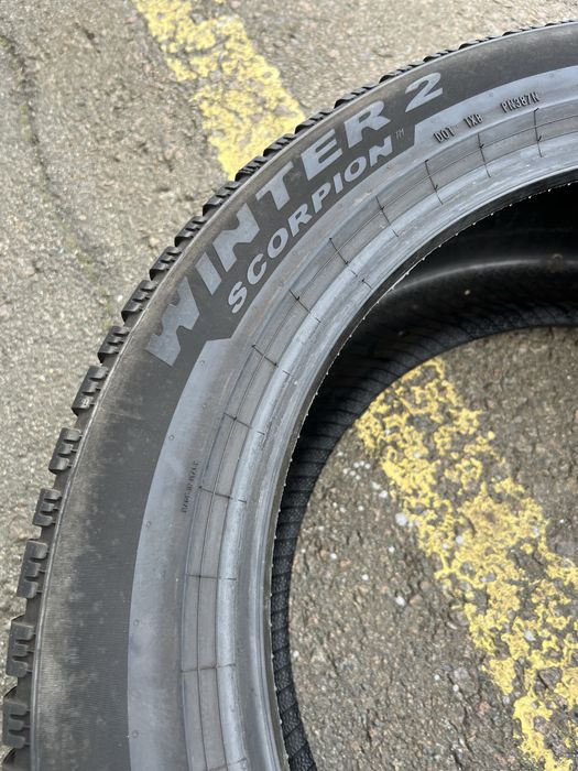 Резина зимова 285 45 r20 pirelli