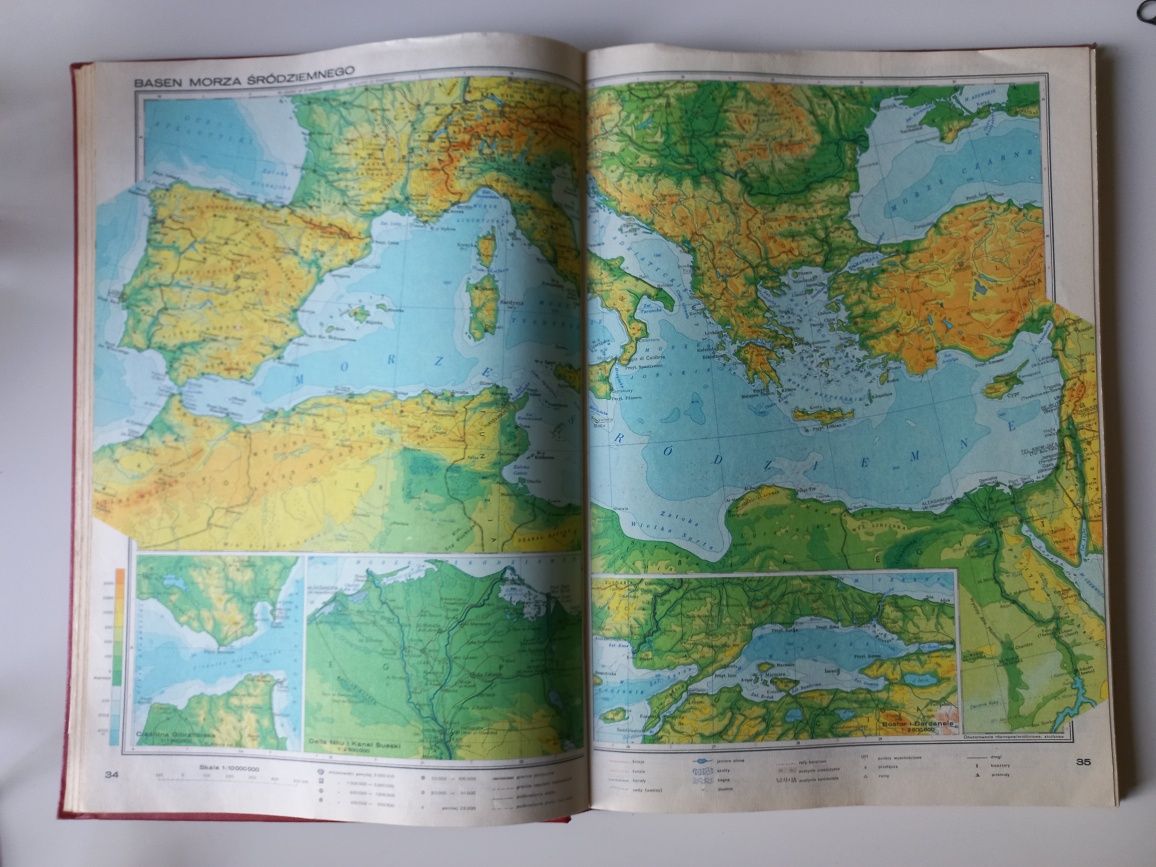 Atlas geograficzny świata