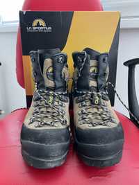 Черевики LaSportiva Makalu