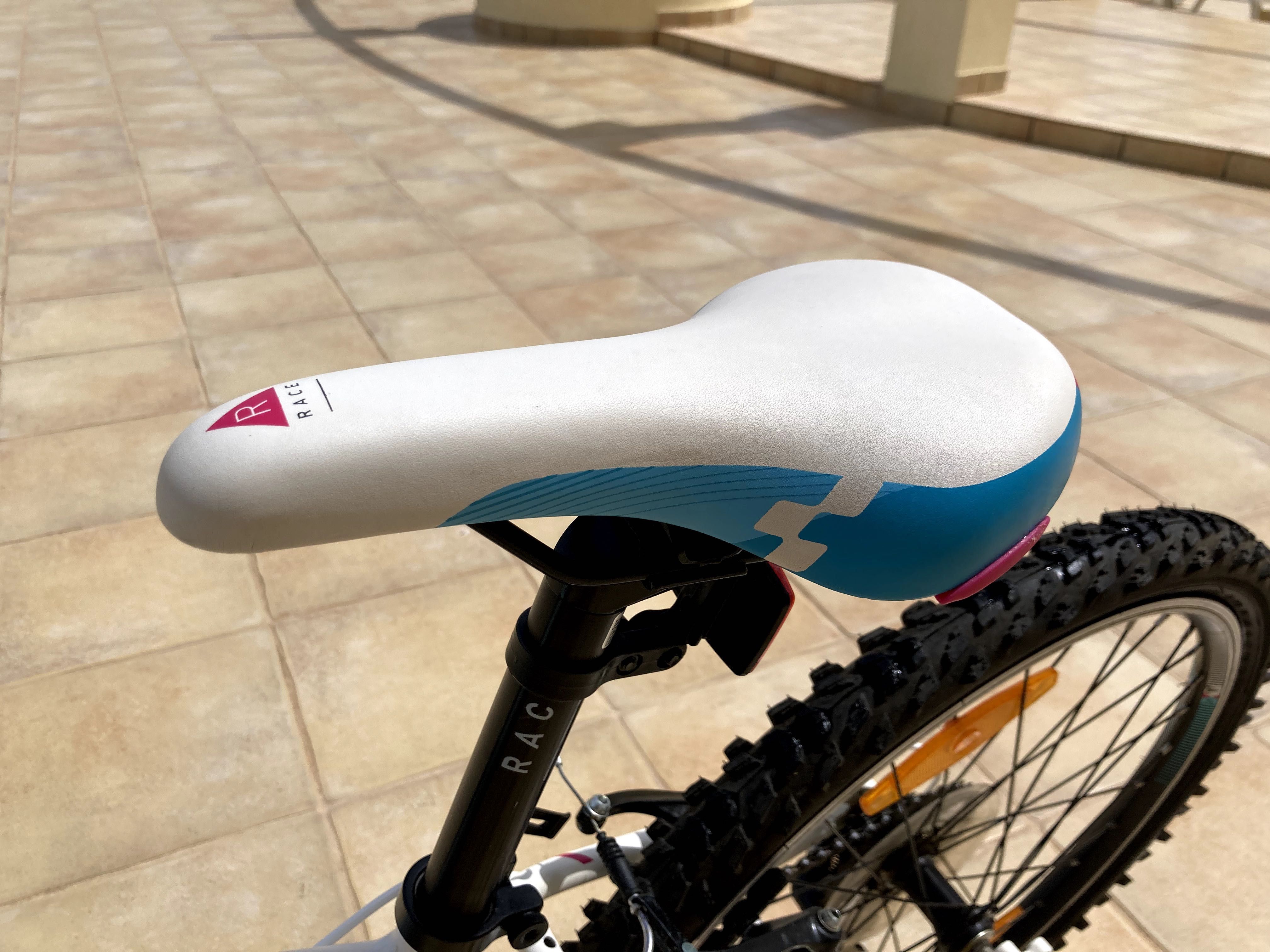 Bicicleta de montanha CUBE de 24 polegadas para venda