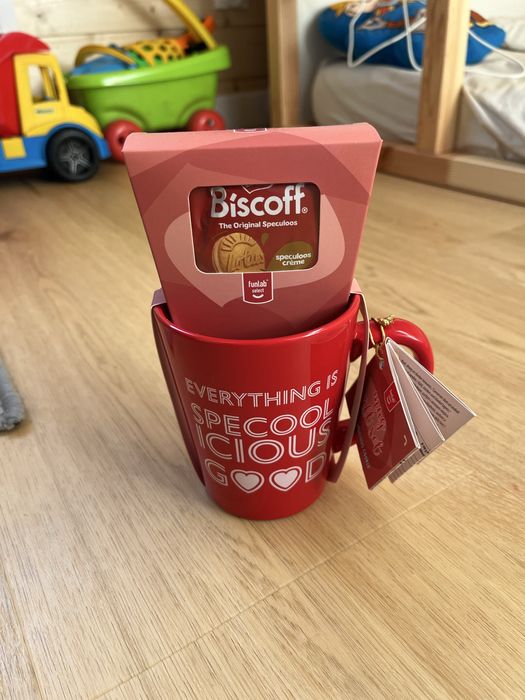 Nowy kubek świąteczny Action