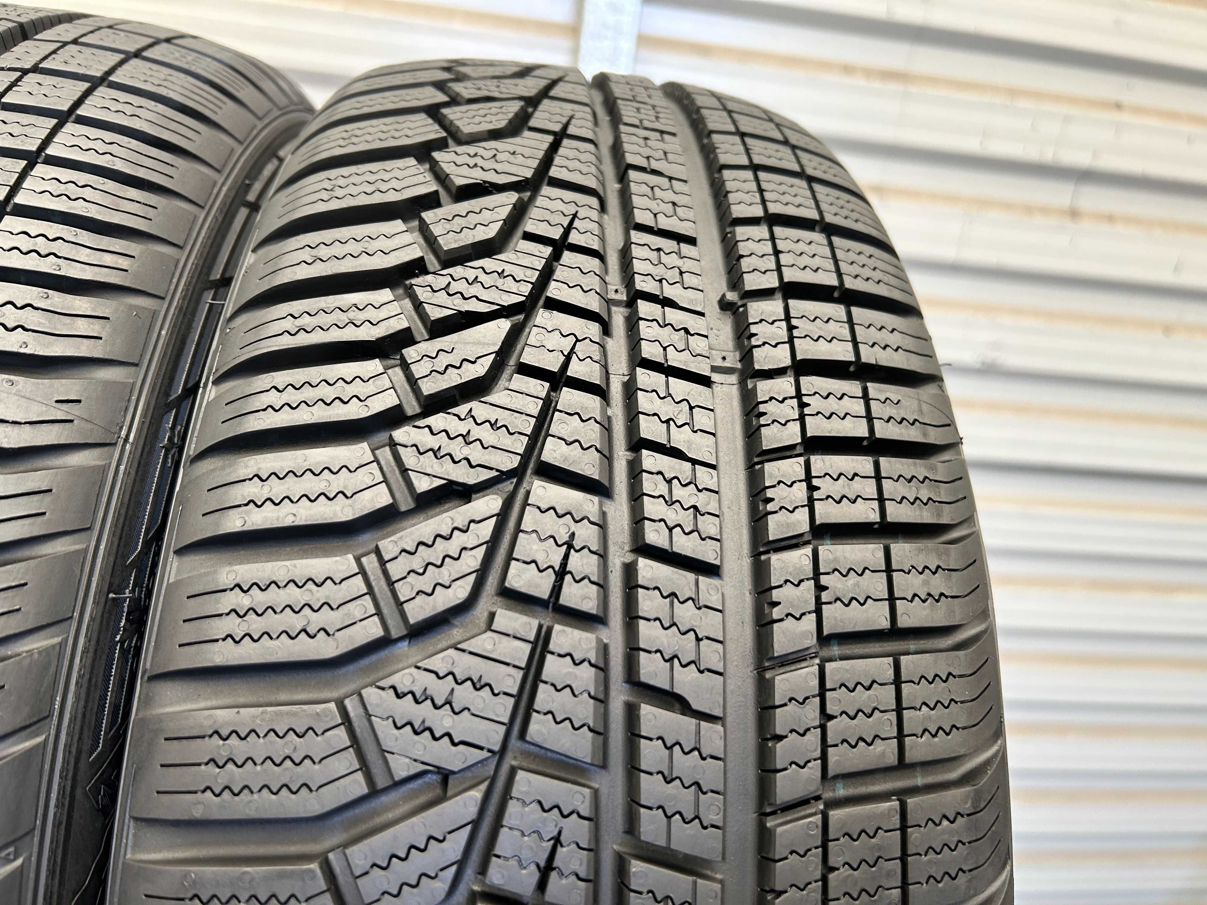 2szt zima 205/55R17 Hankook 8mm 100% bieżnika 2022r świetny stan Z3306