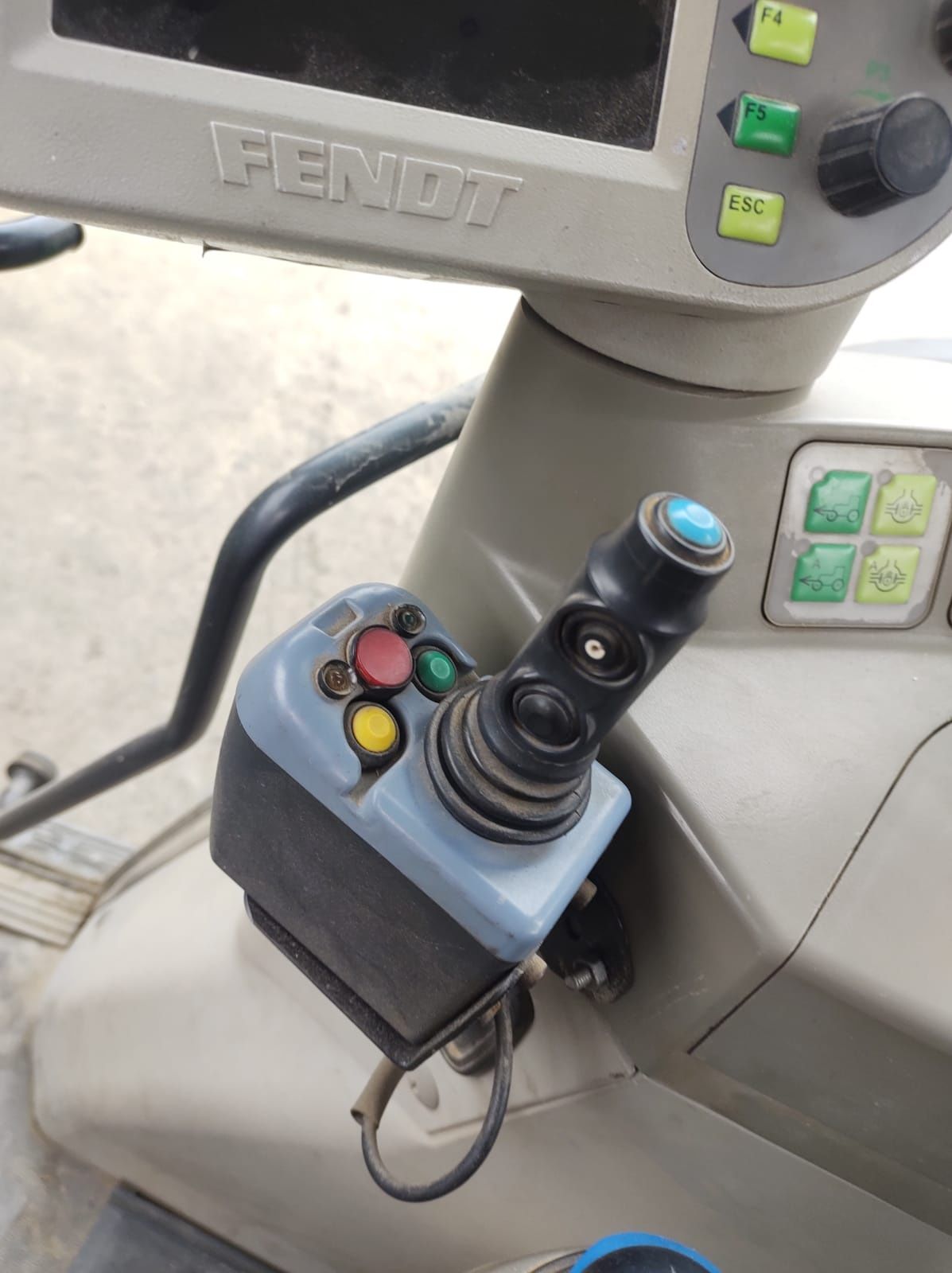 Tur STOLL Robust F30 Fendt