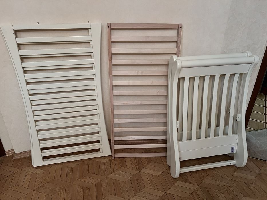 Дитяче ліжко з маятником, з ящиком + матрац гіпоалергенний