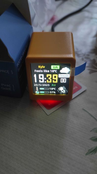 Розумна Wi-Fi метеостанція з кольоровим TFT-дисплеєм