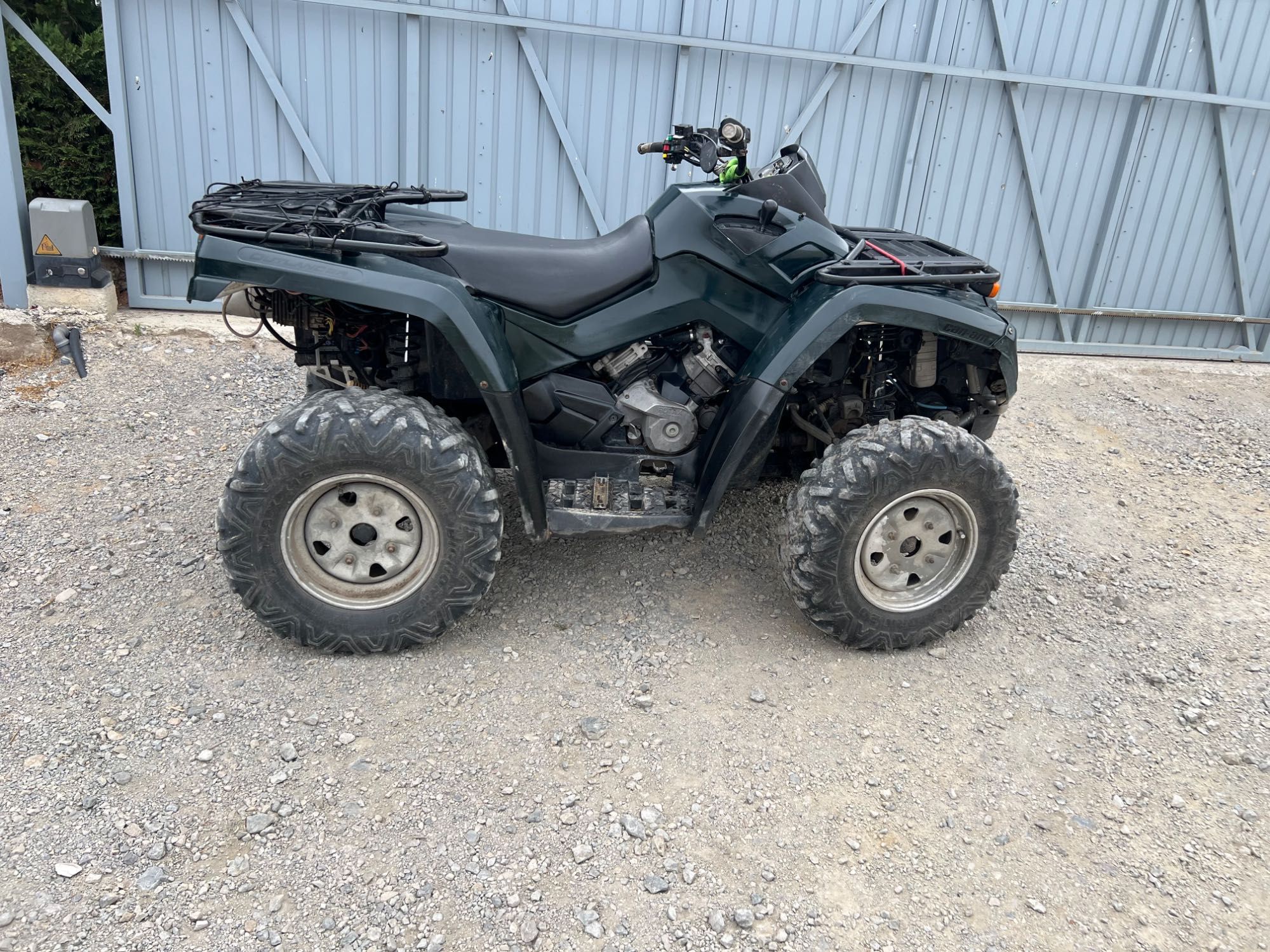 Bombardier can am 800
