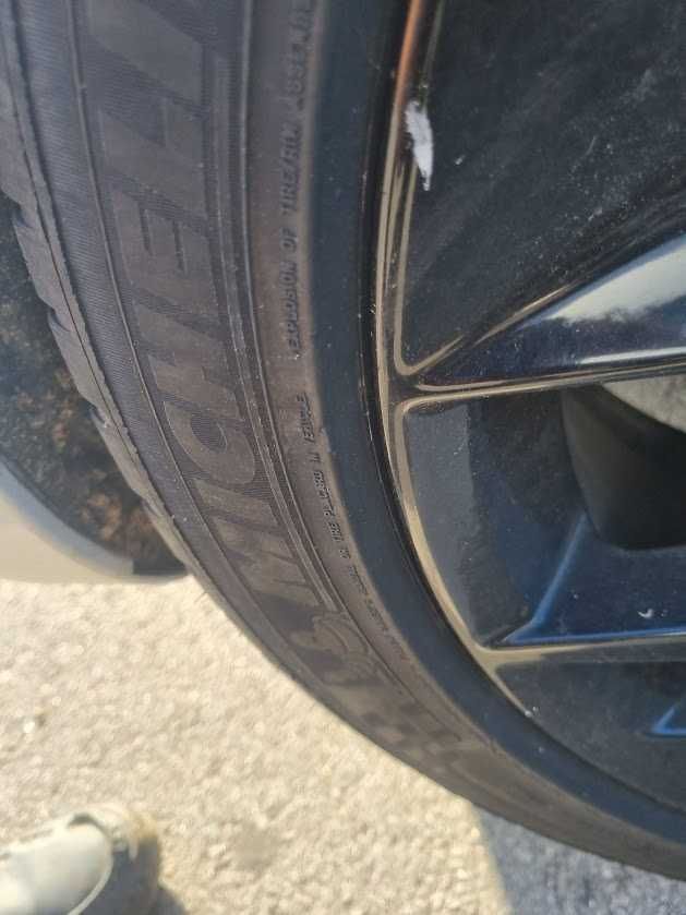 Pneu único Michelin