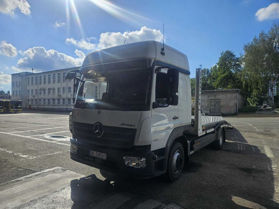Transport: samochodów, motocykli, maszyn
