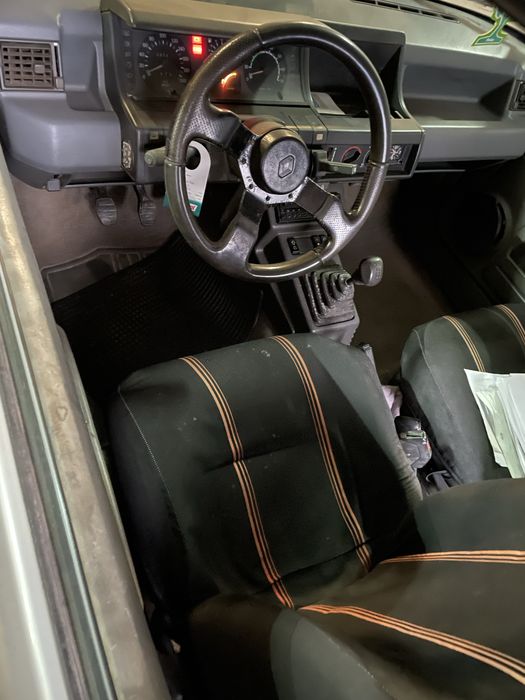 Renault 5  G T L