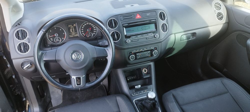 Volkswagen Golf 6 plus 1,6 TDI  2011r. mały przebieg